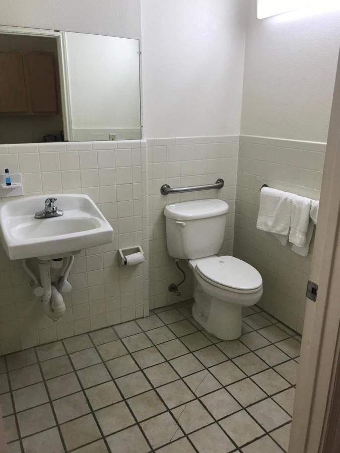Country Inn Motel San Antonio Ngoại thất bức ảnh