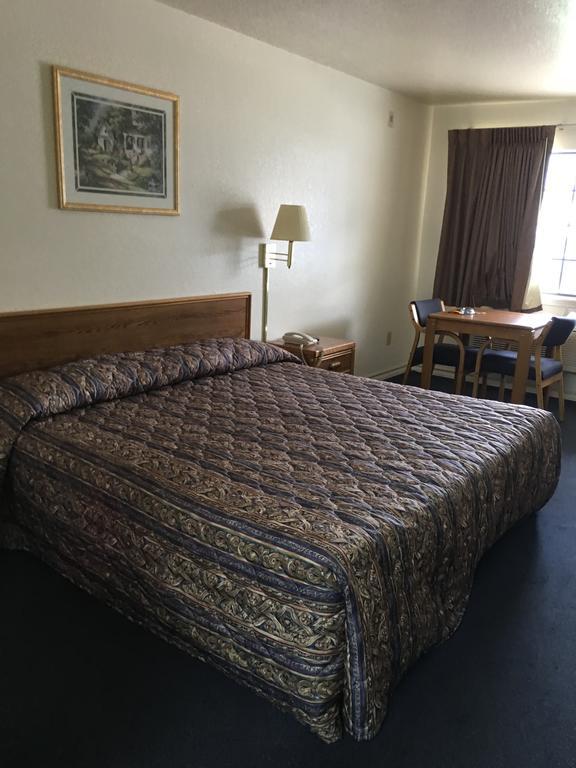 Country Inn Motel San Antonio Ngoại thất bức ảnh