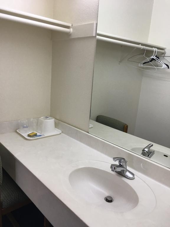 Country Inn Motel San Antonio Ngoại thất bức ảnh